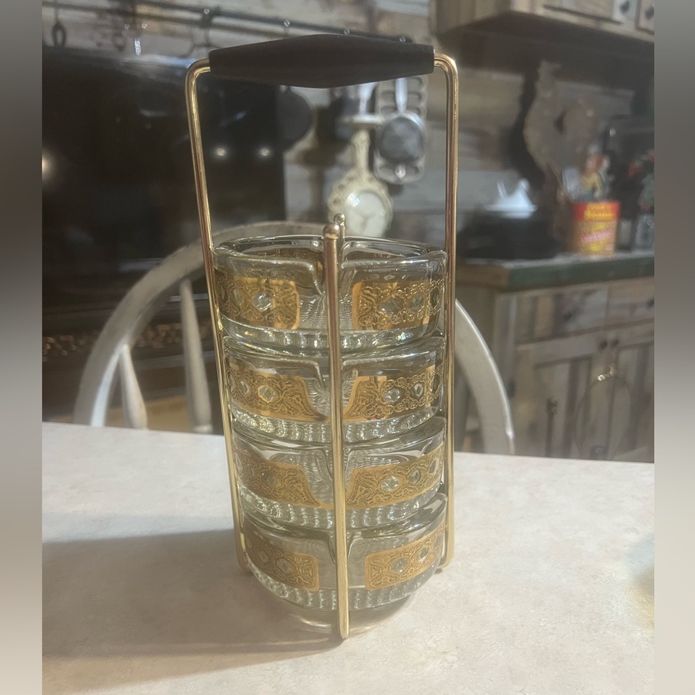 Mid 20th Century Gold-Patterned Culver Glass Ashtrays With Caddy- 5 Pieces 22K